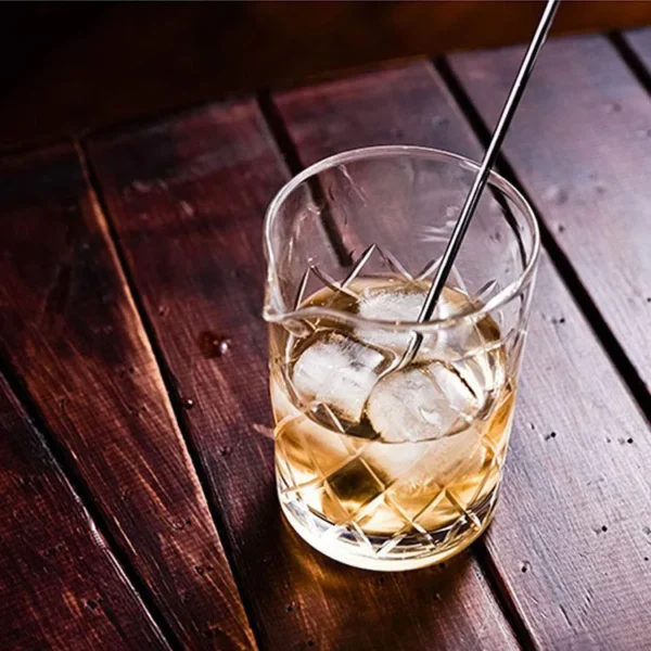 Transparent Glassware for Bar Accessories Diamond Cut Design 500ml Mixing Glass Jug With Custom Logo - Image 4